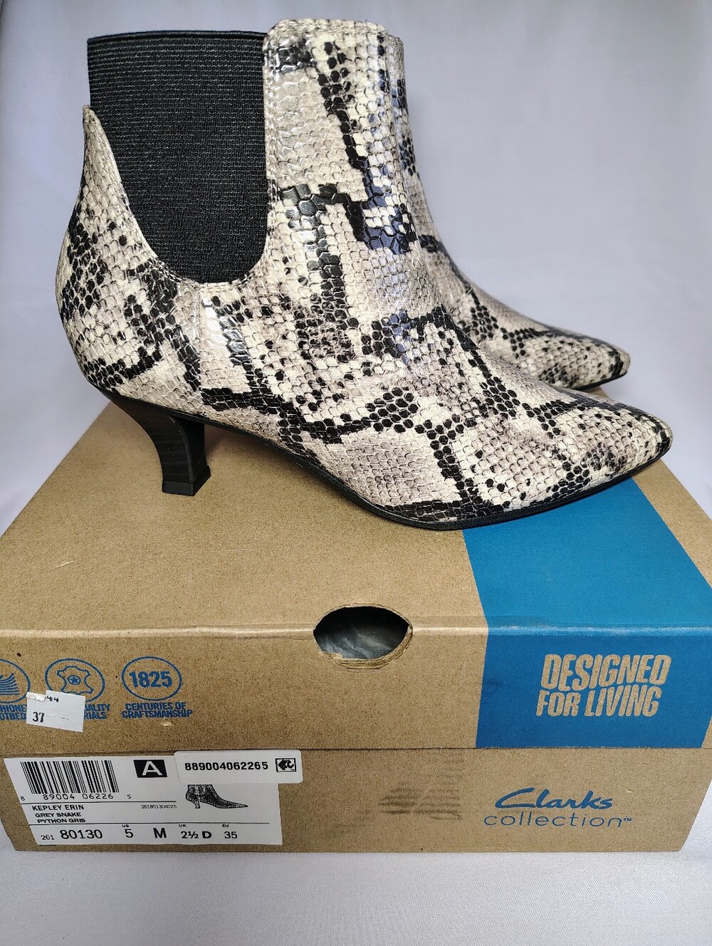 Clarks Womens Kepley Erin Grey Snake Puthon Synthetic Dress  Boots Shoes Size 5M